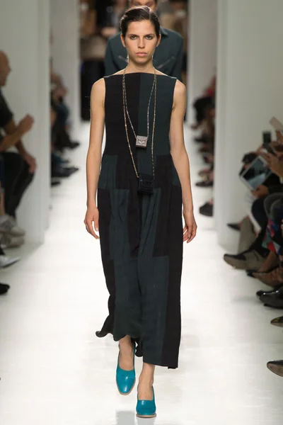 Look 34
